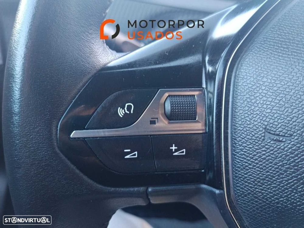 Peugeot 2008 1.2 PureTech Active - 15