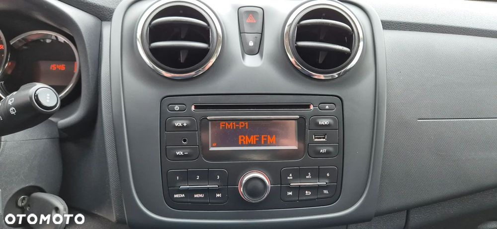 Dacia Sandero 1.2 16V 75 Laureate - 16