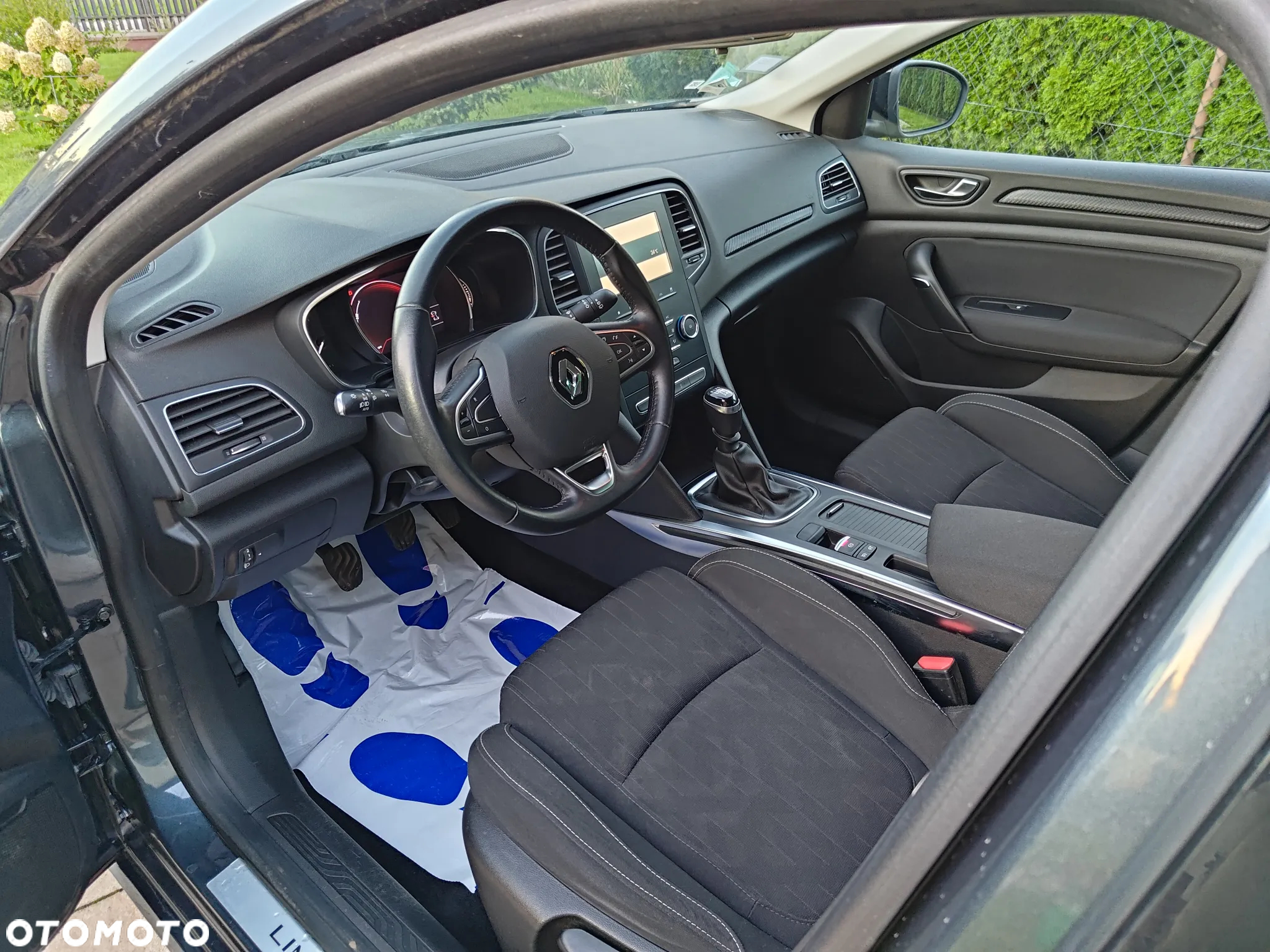 Renault Megane Grandtour TCe 140 GPF LIMITED - 16