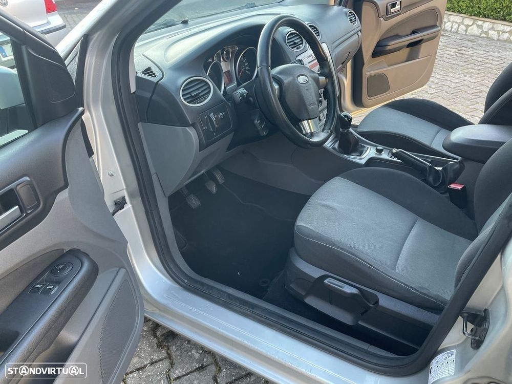 Ford Focus SW 1.6 TDCi S - 31