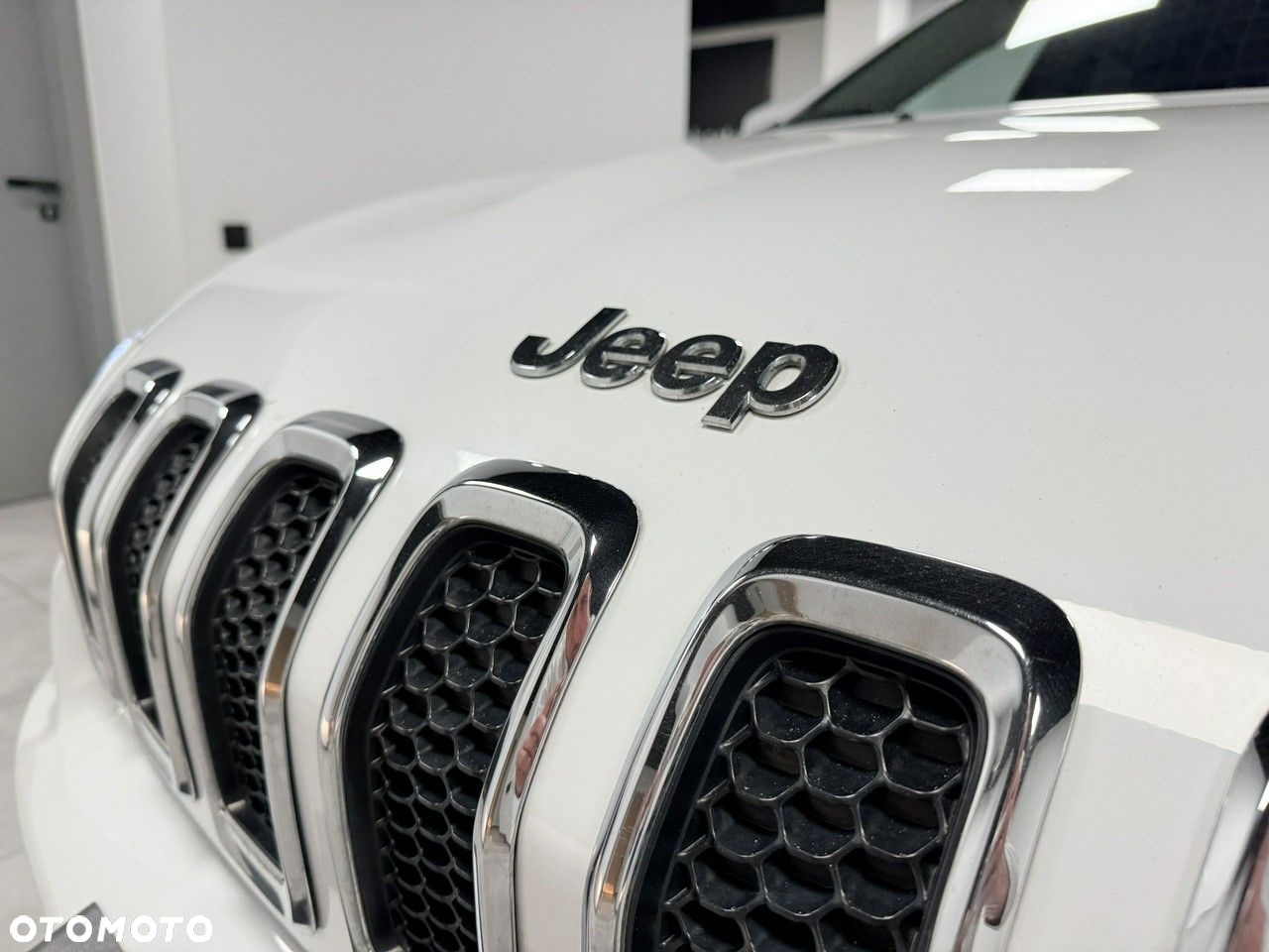 Jeep Cherokee 2.0 MJD 4x2 Longitude EU6 - 10