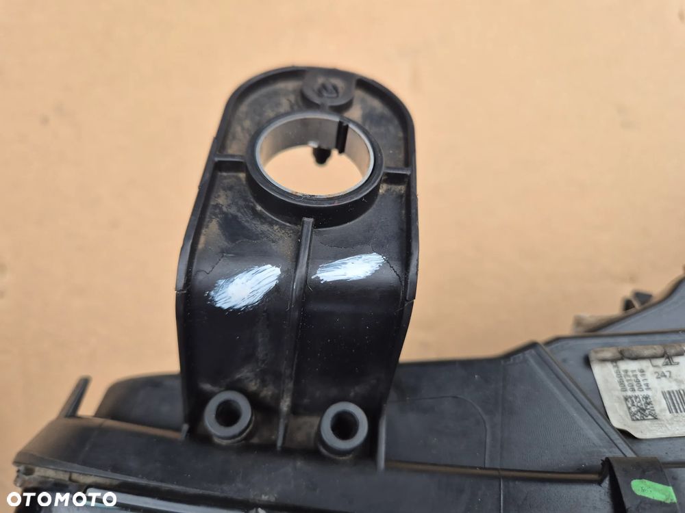 Alfa Romeo Giulia komplet lamp.Zwykłe halogenowe..Oryginał AL. - 15
