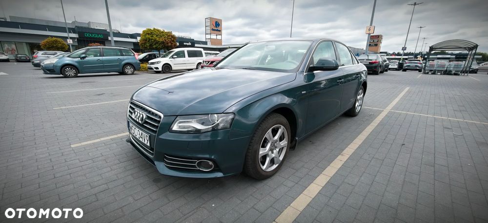 Audi A4 Limousine - 6