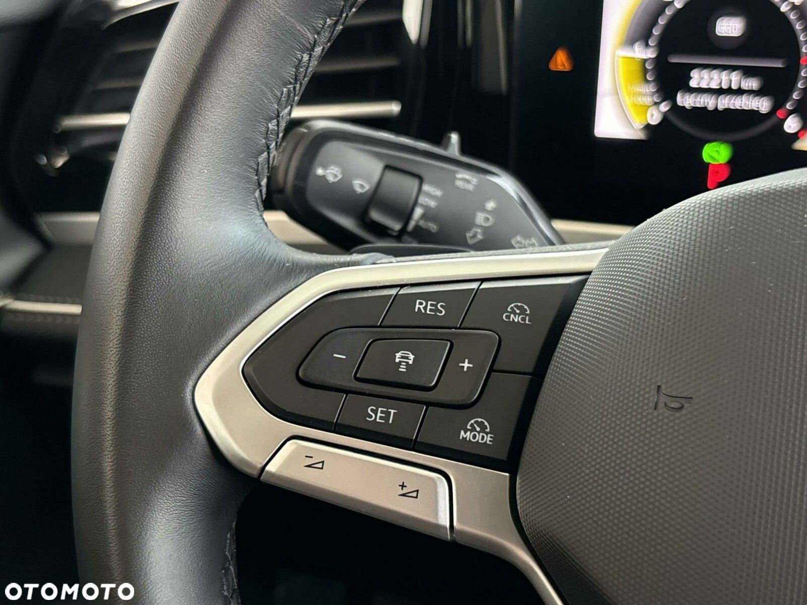 Volkswagen Passat - 20