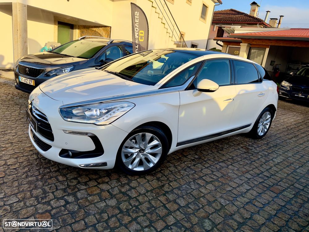 Citroën DS5 e-HDi 115 EGS6 SoChic - 2