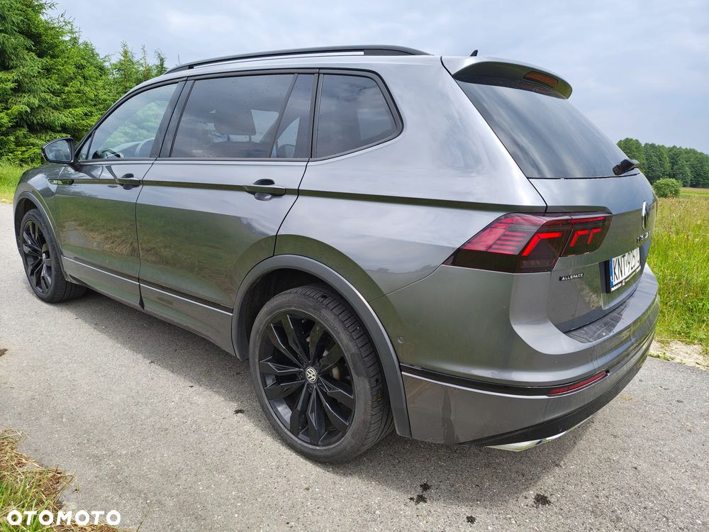 Volkswagen Tiguan Allspace - 11