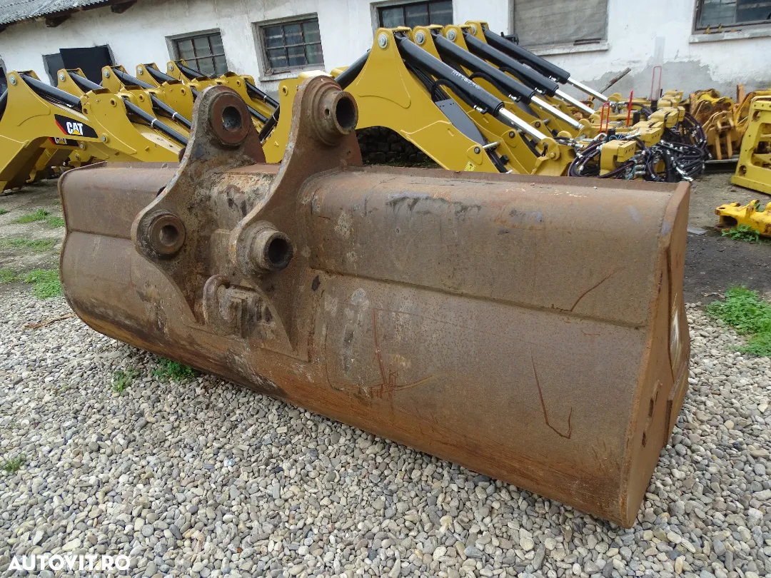 Cupa de Taluz Mare pt. excavator 40-60 t - 5