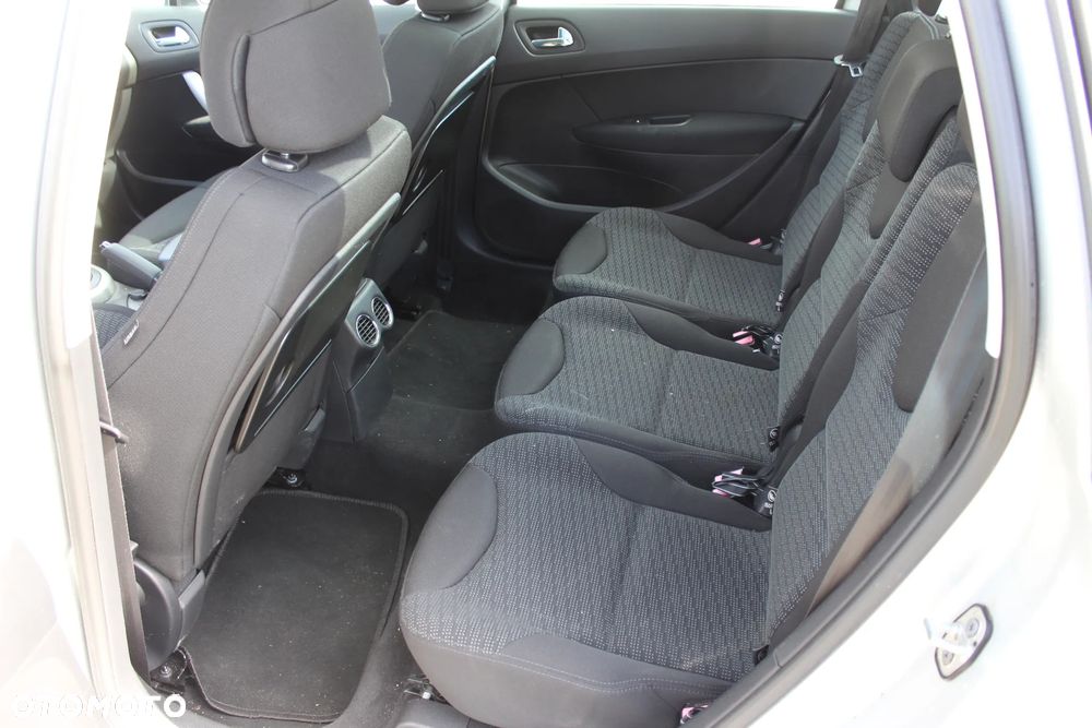 Peugeot 308 1.6 HDi Trendy - 17