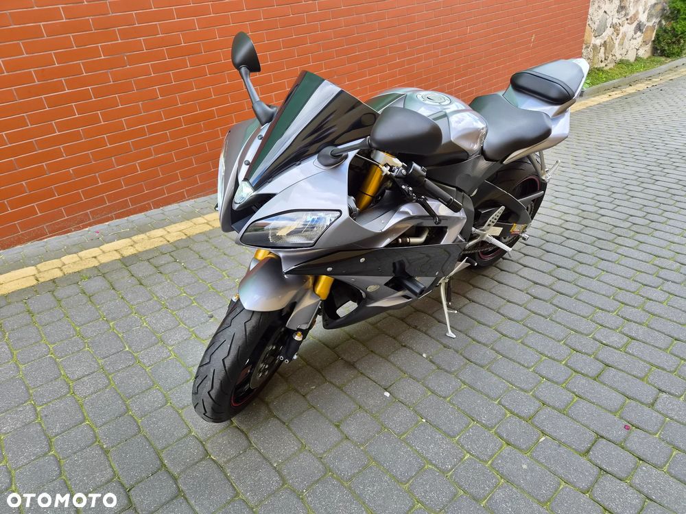 Yamaha YZF - 2