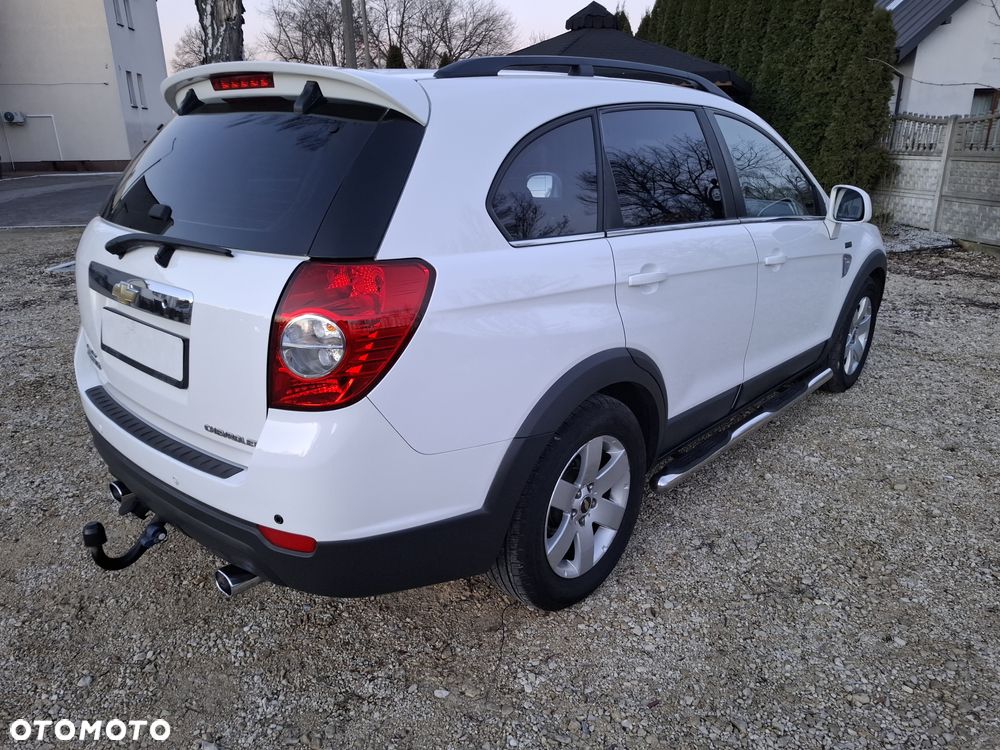 Chevrolet Captiva 2.0 d High - 6