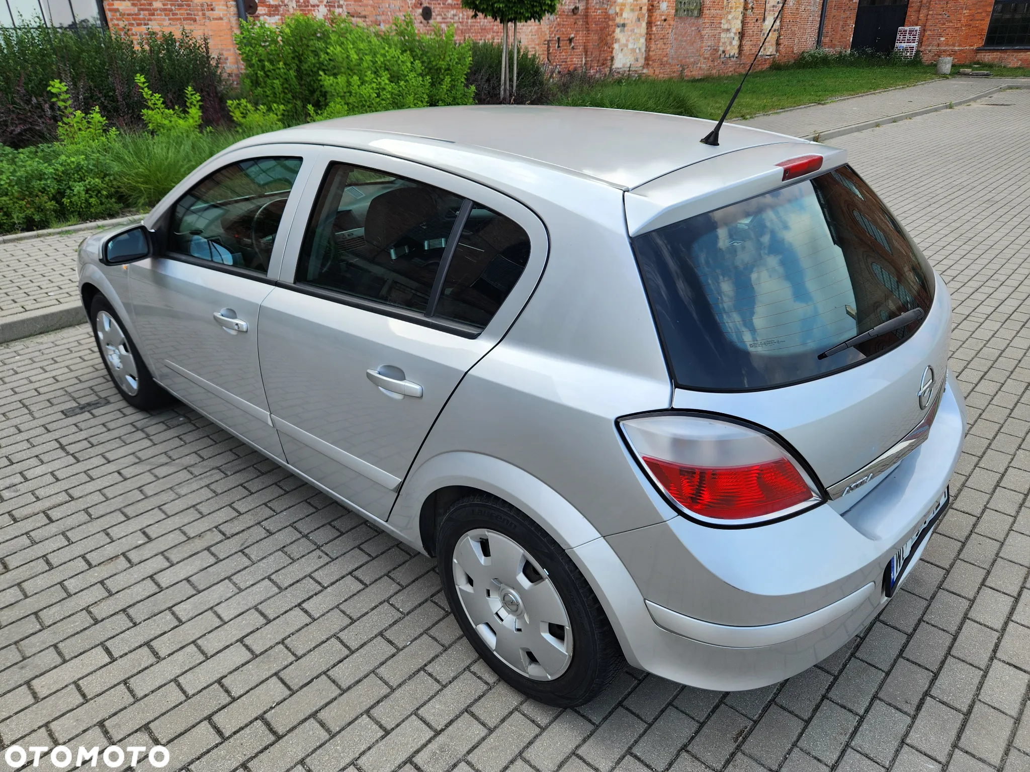Opel Astra III 1.6 Enjoy - 15