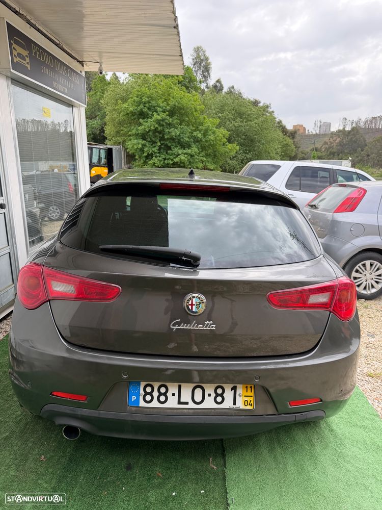Alfa Romeo Giulietta 1.6 JTDM 16V Turismo - 3