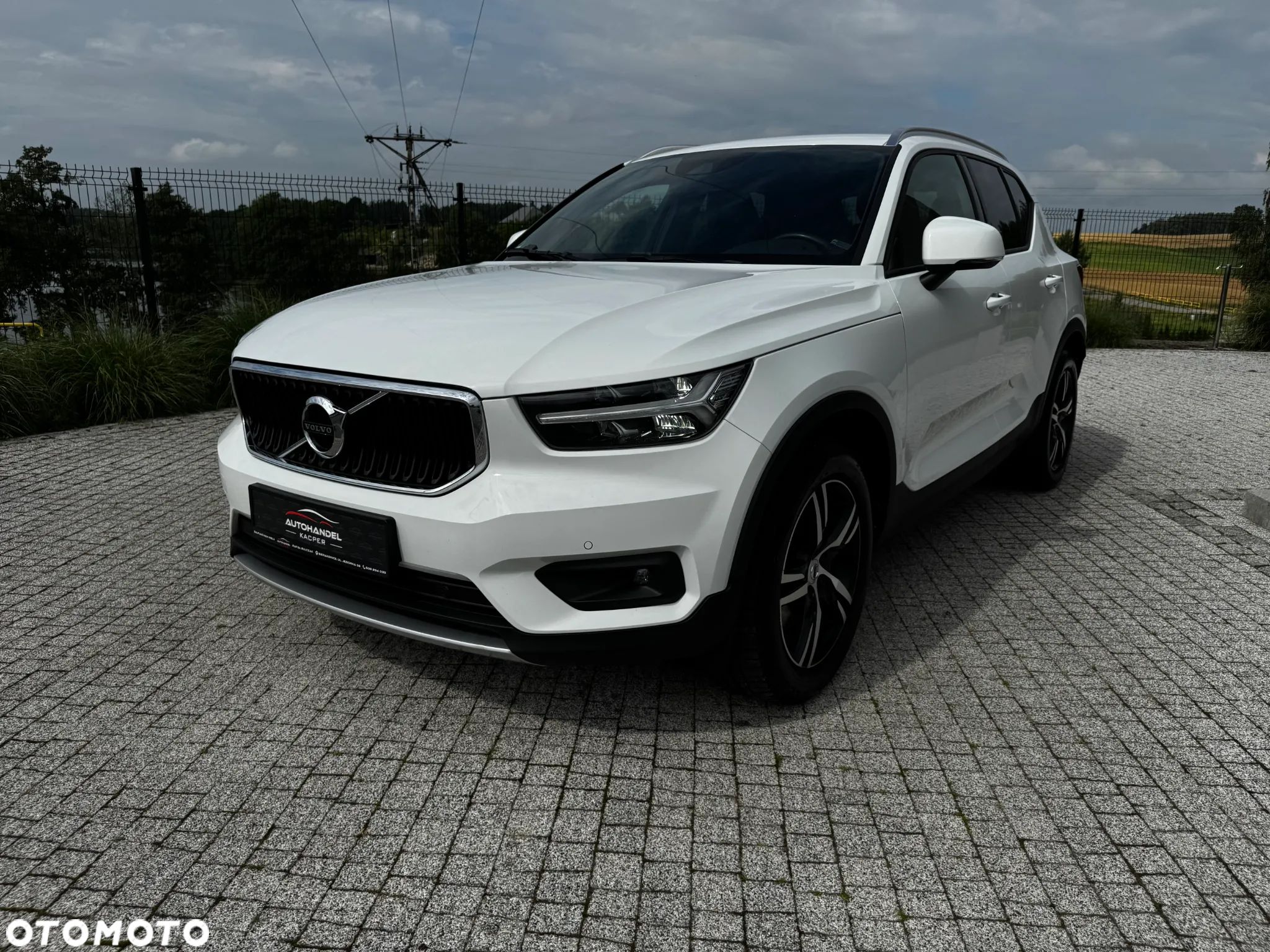 Volvo XC 40 D4 AWD Geartronic - 1