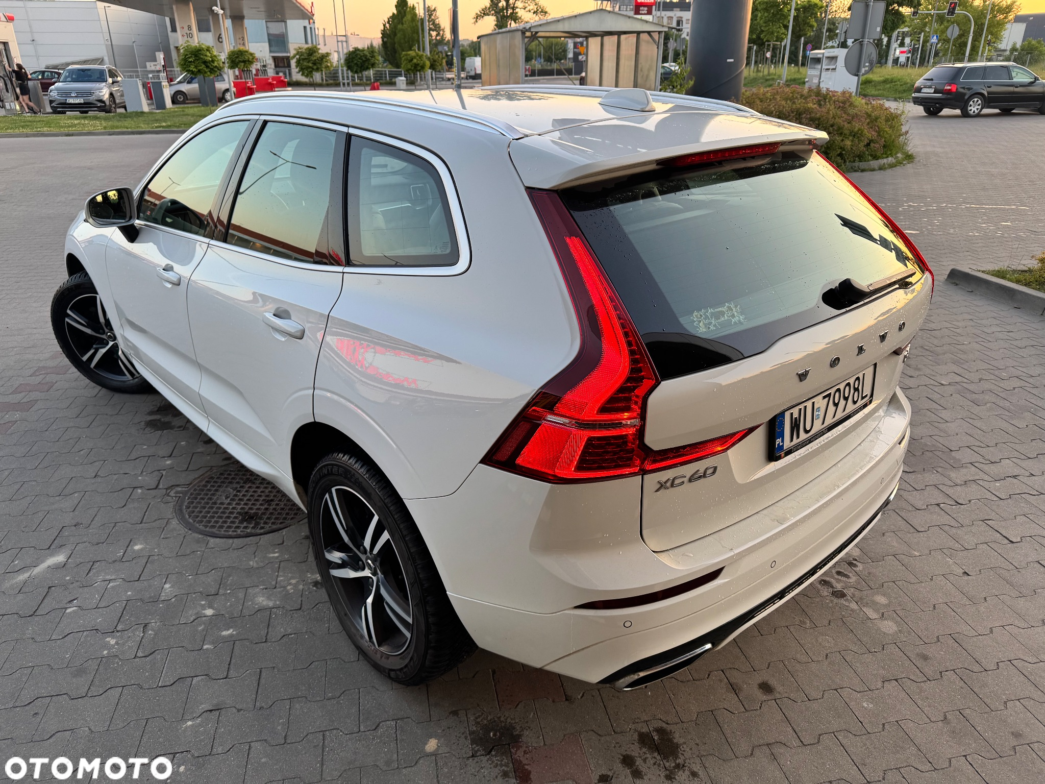 Volvo XC 60 D3 R-Design - 2