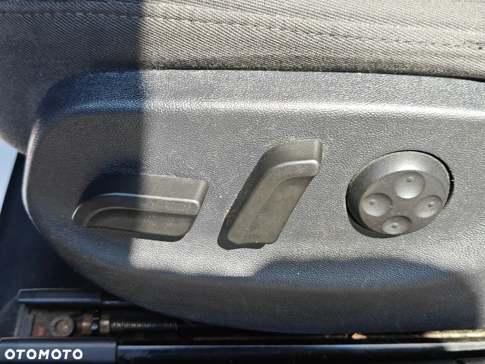 Audi A4 Limousine - 17
