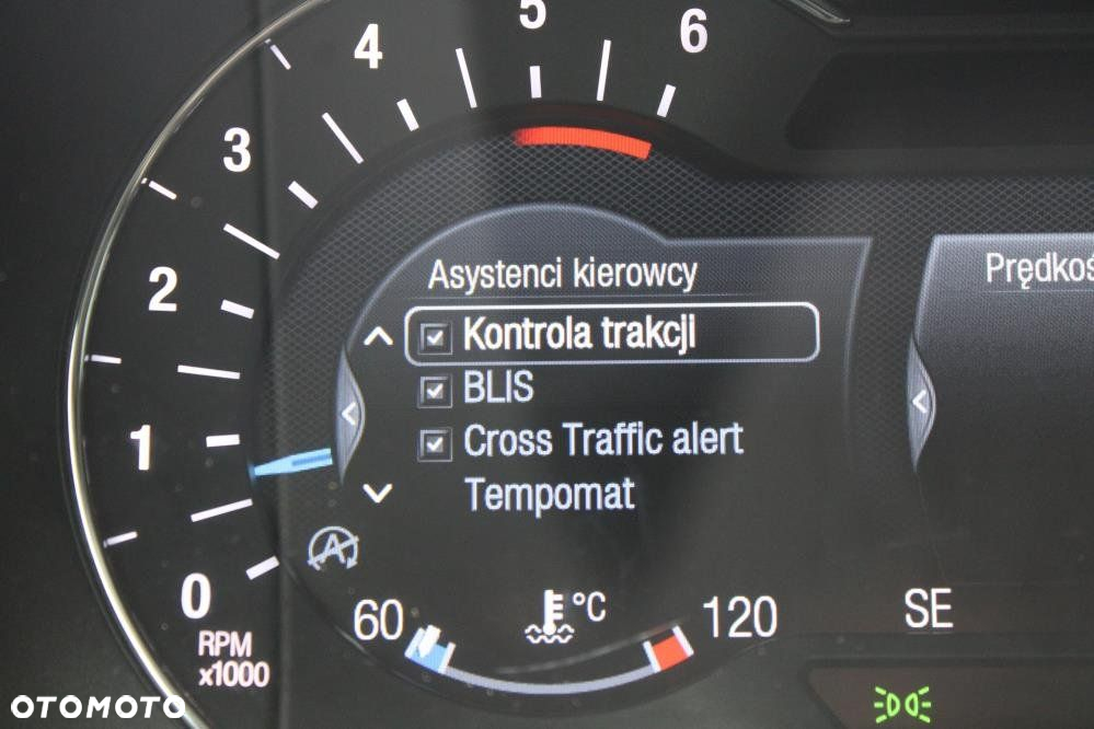 Ford S-Max - 26