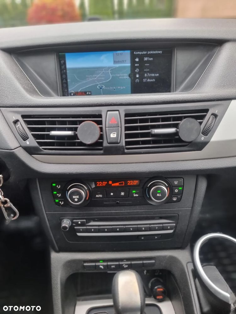 BMW X1 xDrive20d - 12