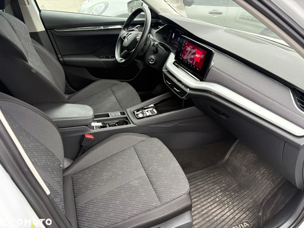 Skoda Octavia 2.0 TDI Style DSG - 27