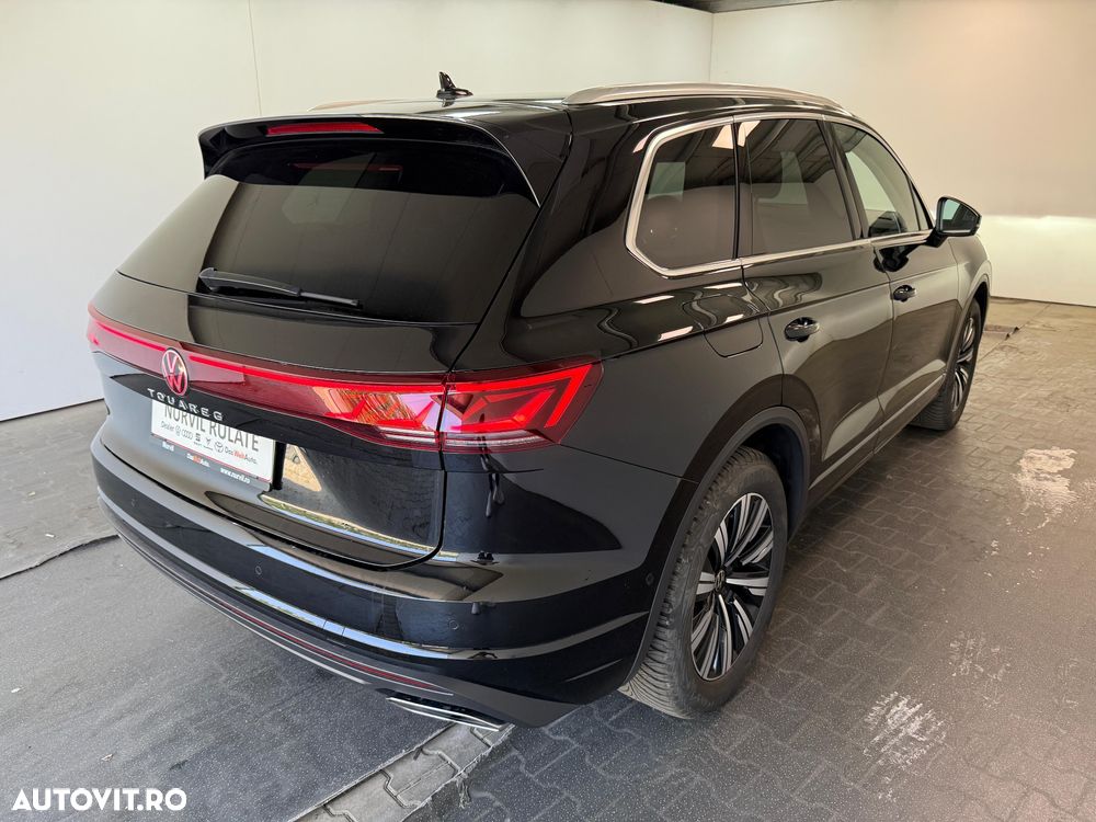 Volkswagen Touareg V6 TDI 4MOTION Elegance - 24