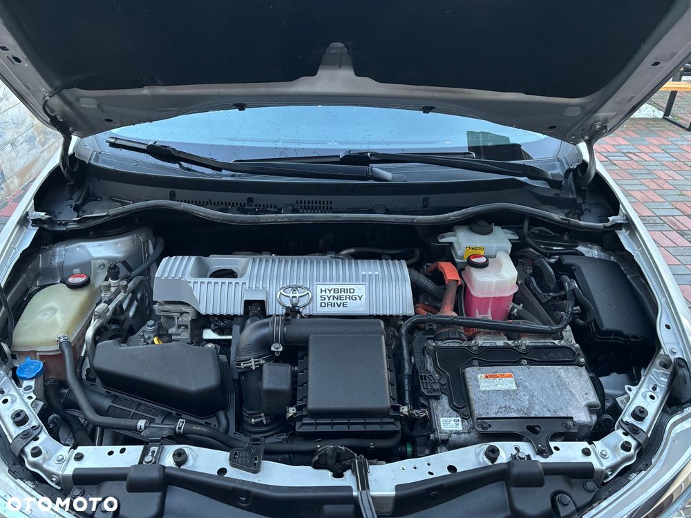 Toyota Auris 1.8 HSD Luna - 23