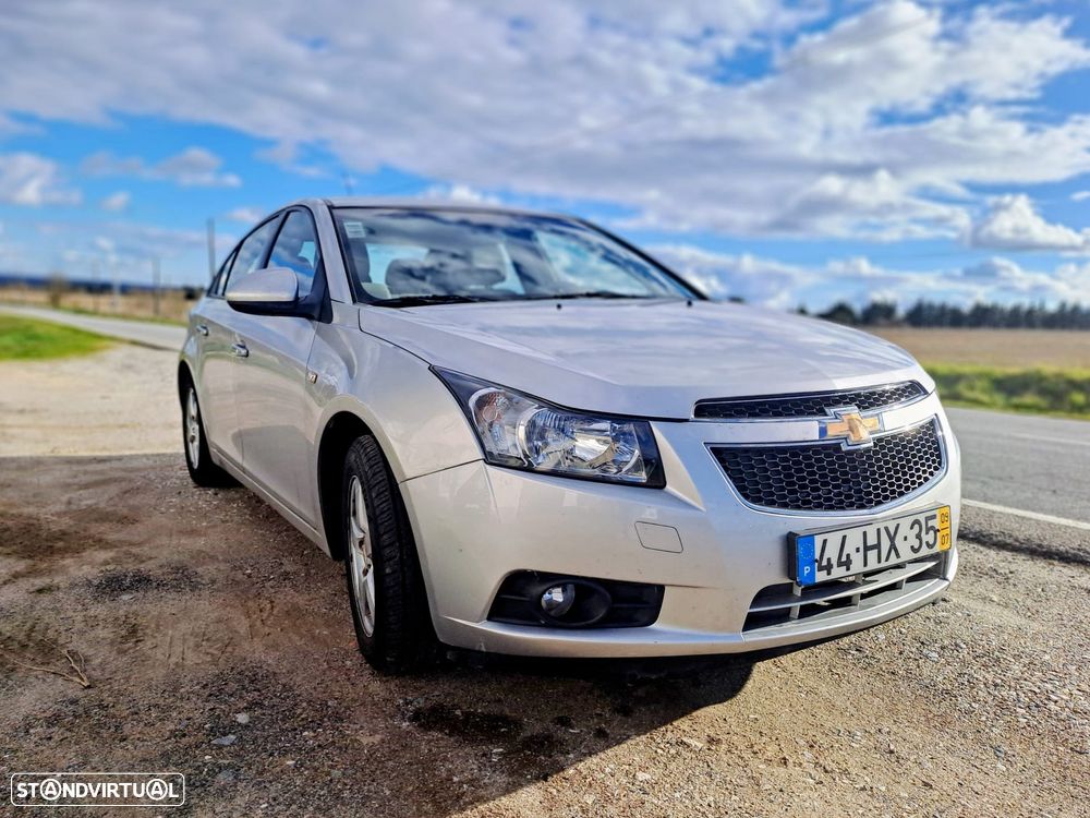 Chevrolet Cruze ver-1-6-ls - 1
