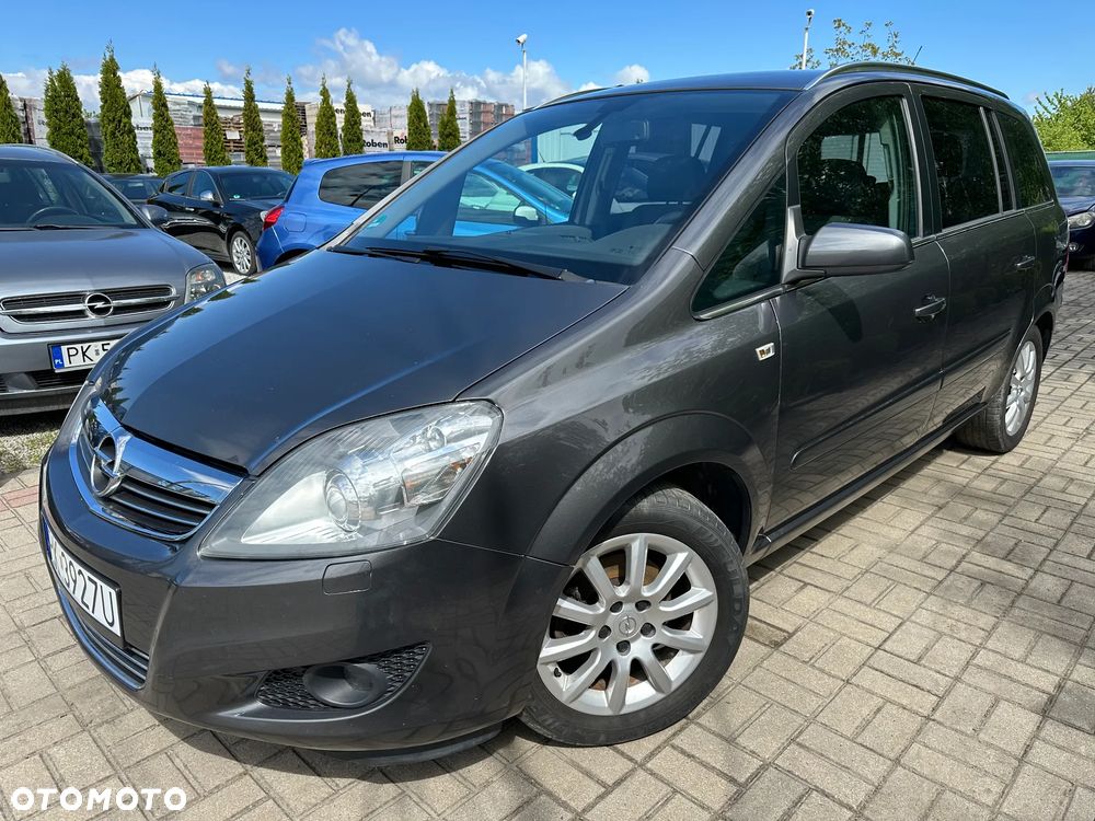 Opel Zafira - 8