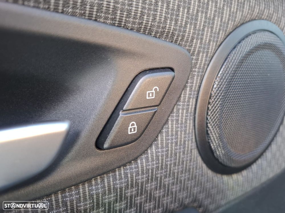 BMW 216 Active Tourer d Advantage Auto - 47