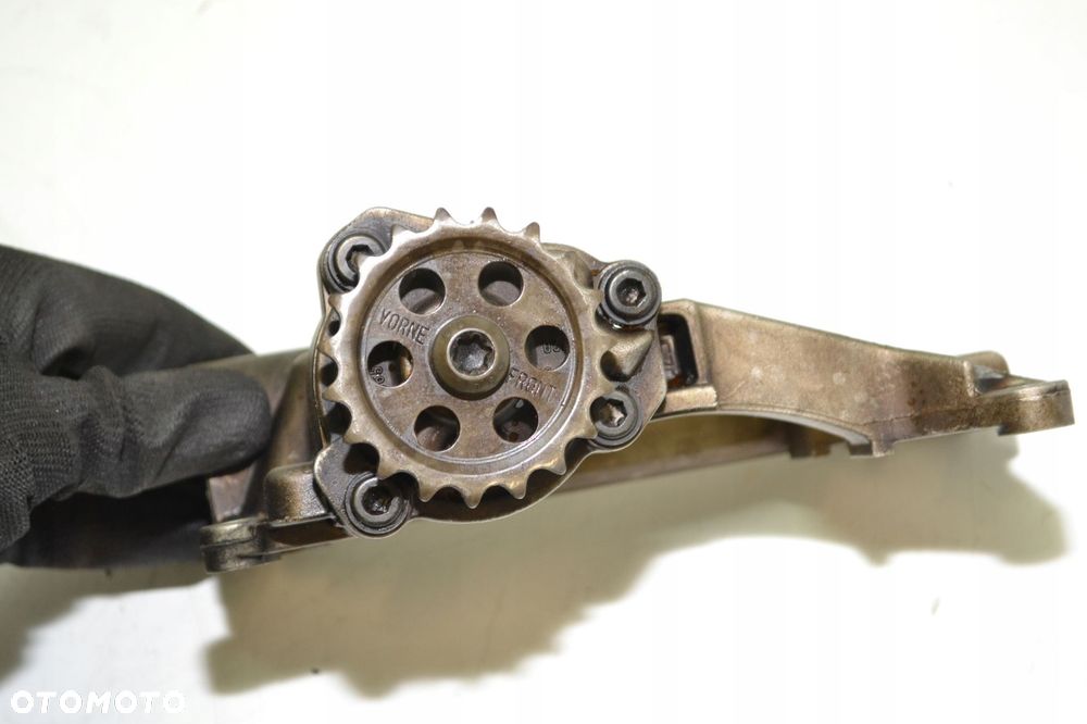 POMPA OLEJU BMW E38 E60 X5 E53 3.0D M57 7789838 - 3