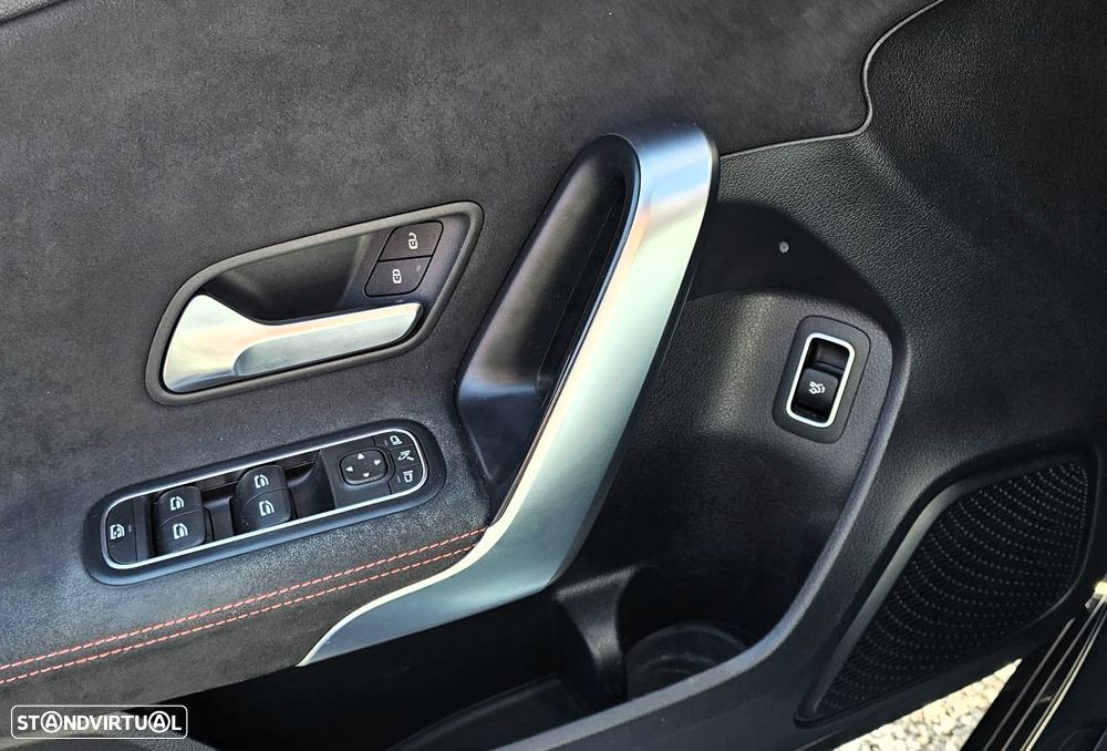 Mercedes-Benz A 180 Limousine d 7G-DCT AMG Line - 24