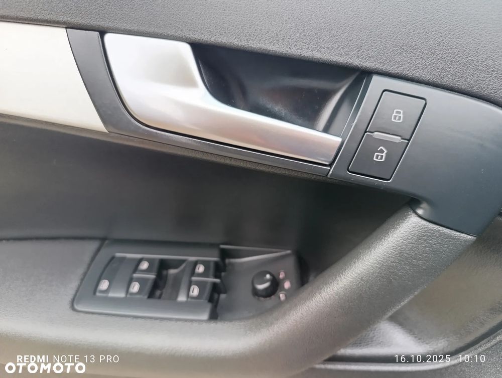 Audi A3 3-drzwiowe 2.0 TDI Attraction - 22