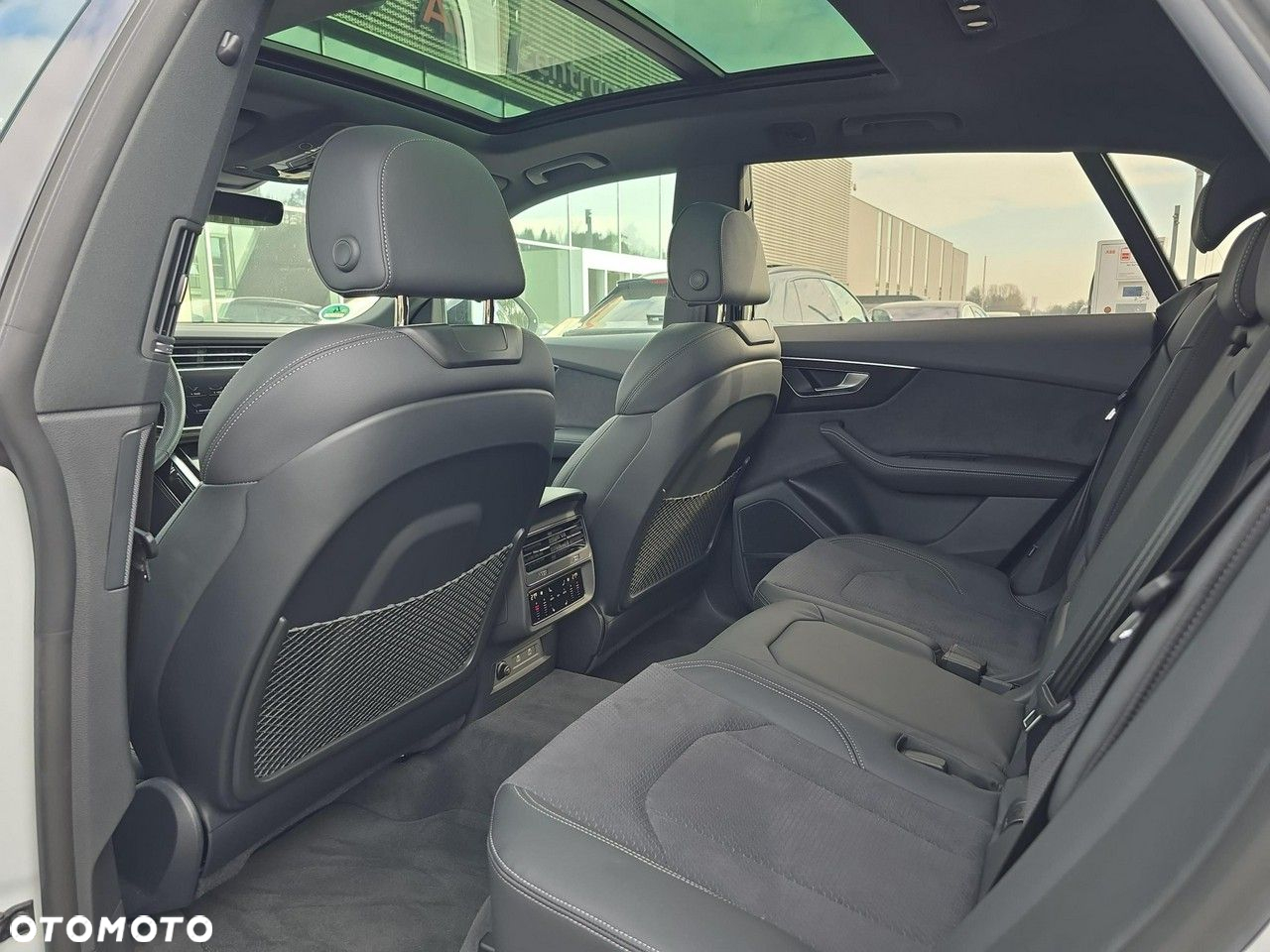 Audi Q8 50 TDI quattro tiptronic - 24