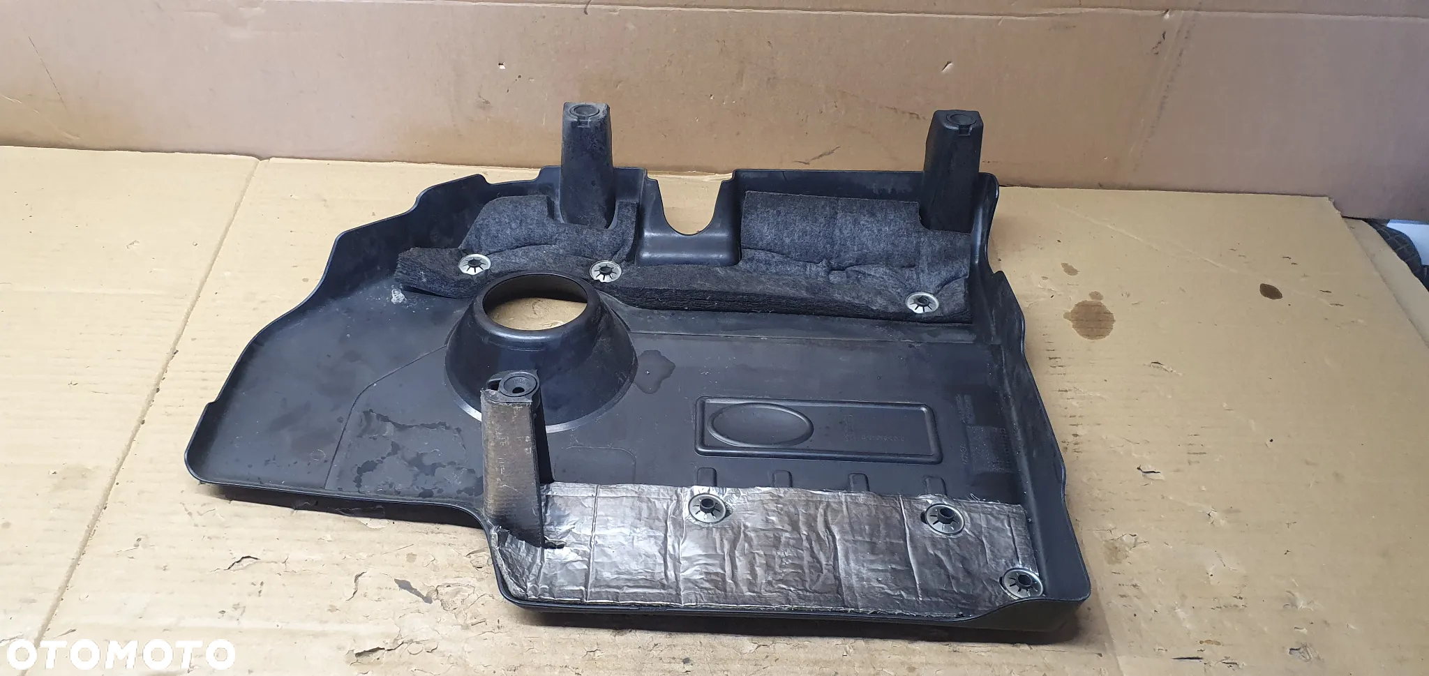Pokrywa osłona silnika Land Rover Discovery Sport L550 2.0 D  GJ32-6A949-B - 5