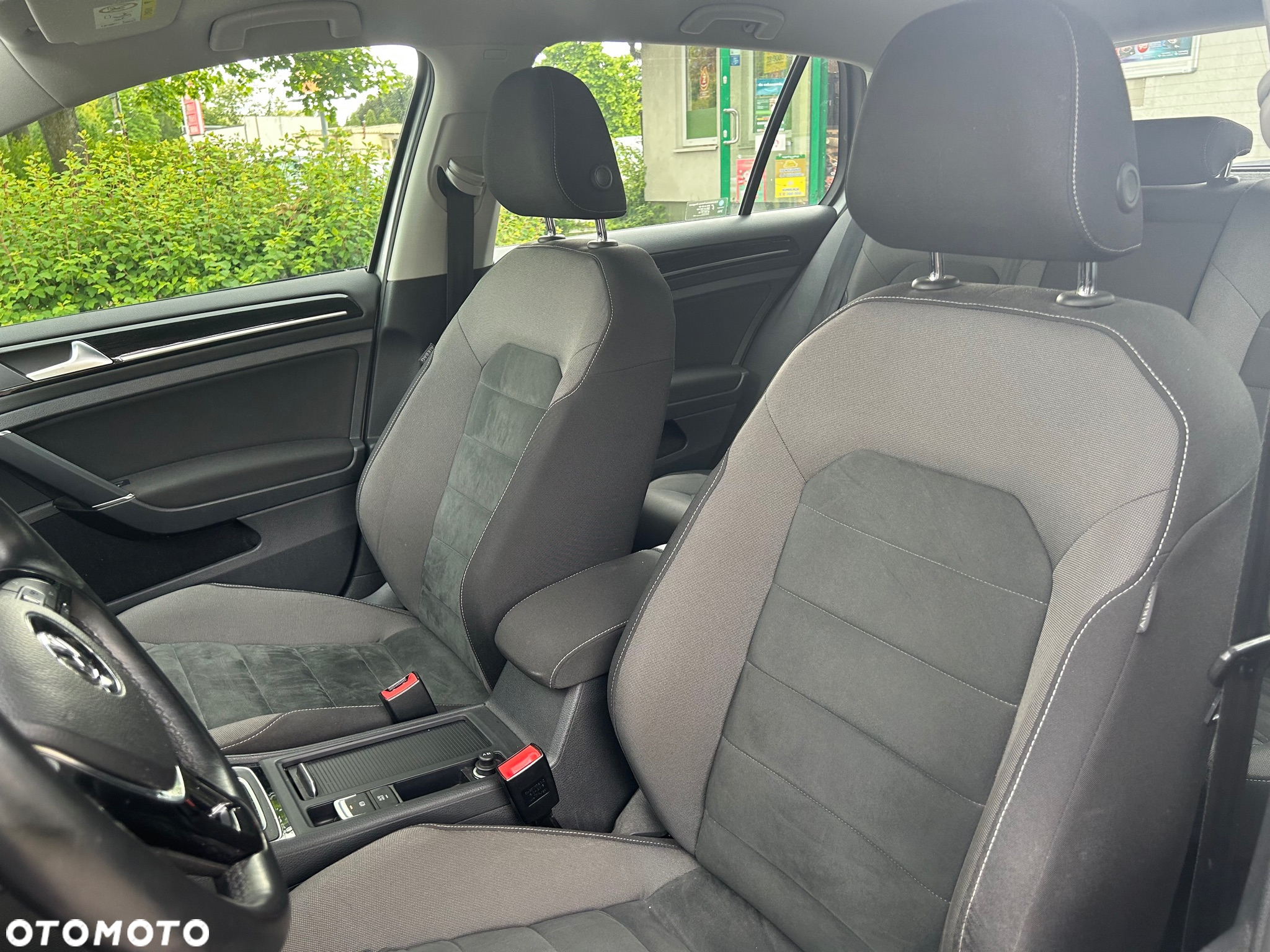 Volkswagen Golf VII 1.5 TSI BMT Evo Highline DSG - 14