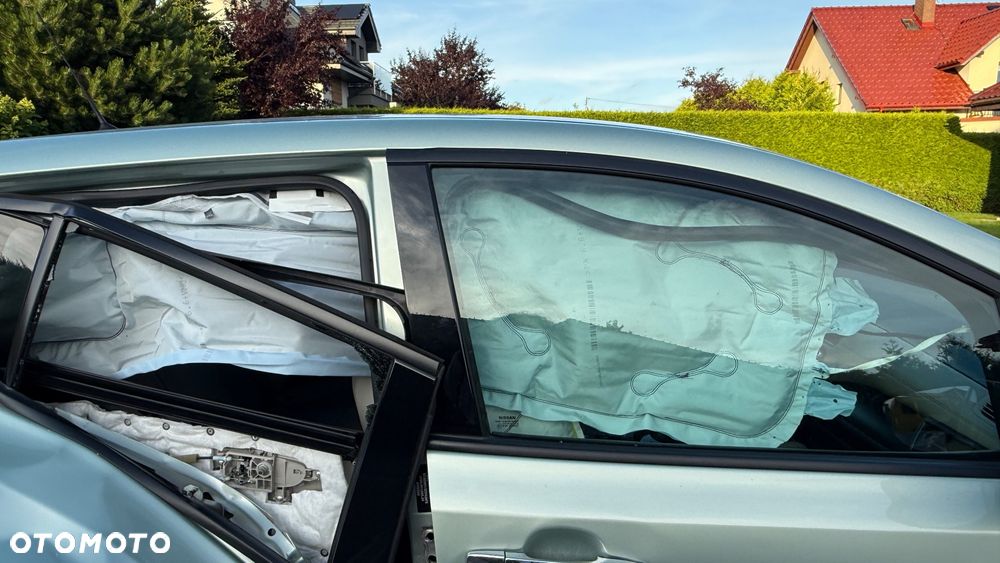 Nissan Leaf - 1