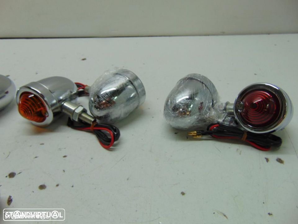 Carros antigos e motas farolins - 7