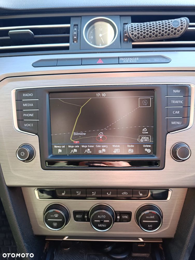 Volkswagen Passat 2.0 TDI BMT Trendline - 17