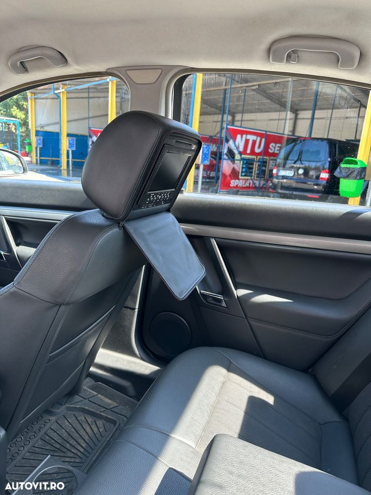 Opel Vectra 1.8i Elegance - 10