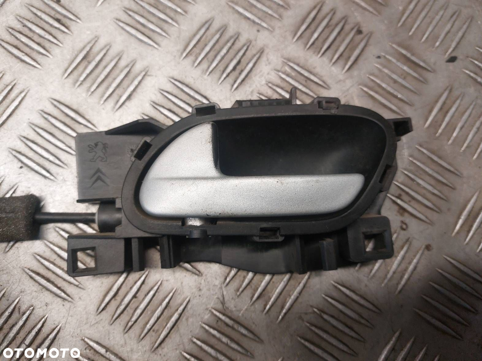 ZAMEK DRZWI LEWY PRZÓD KLAMKI CITROEN BERLINGO II 828406 1198G4 303965 - 5
