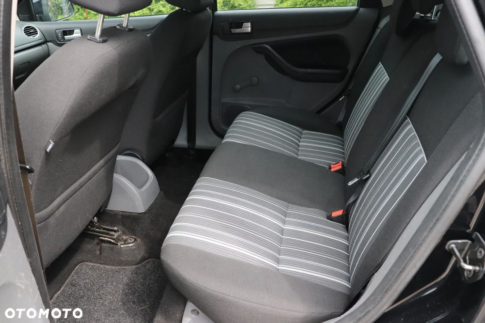 Ford Focus 1.6 TDCi DPF Black Magic - 15