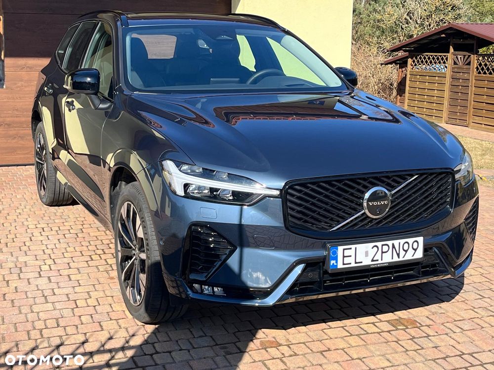 Volvo XC 60 B5 B AWD Ultra Black Edition - 5