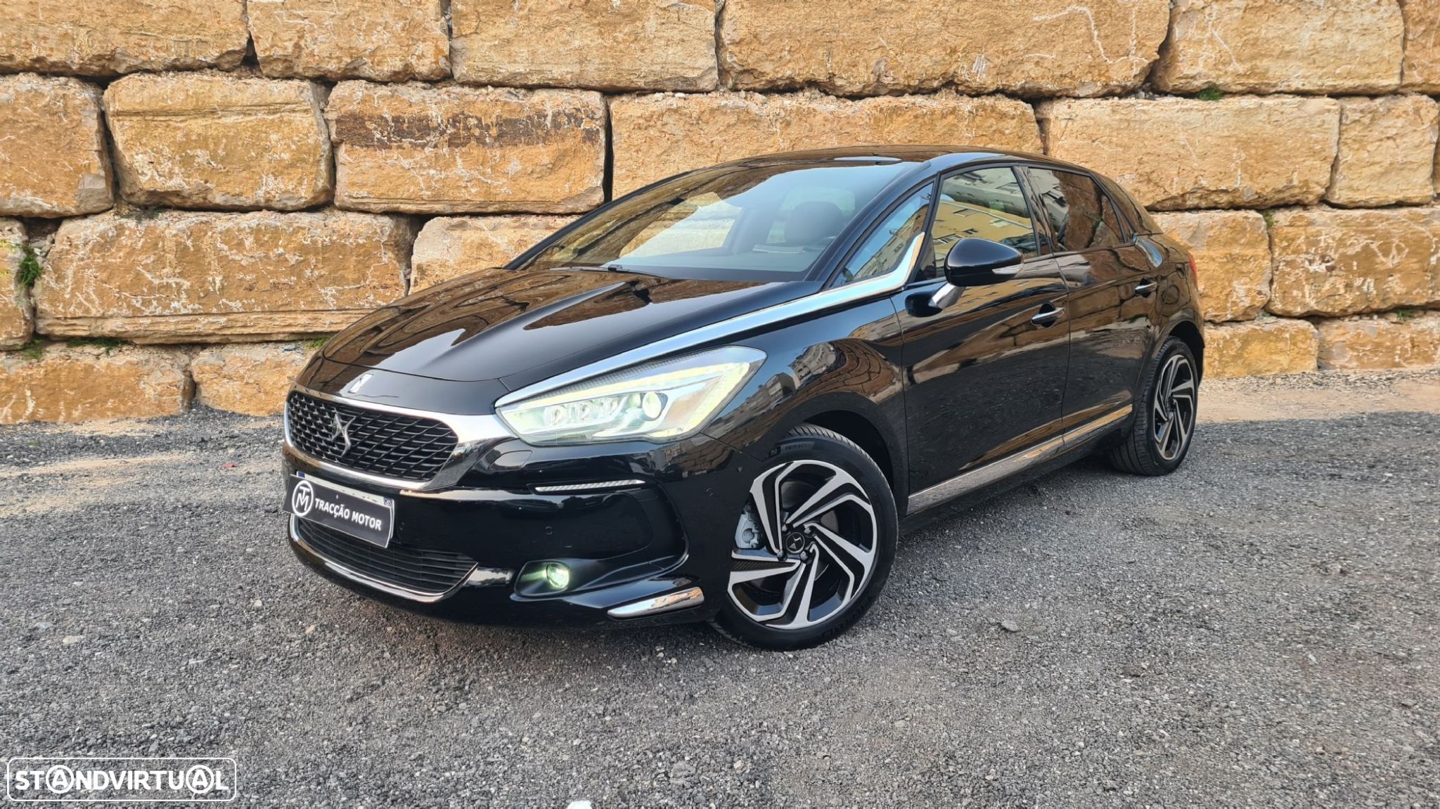 DS DS5 - 1