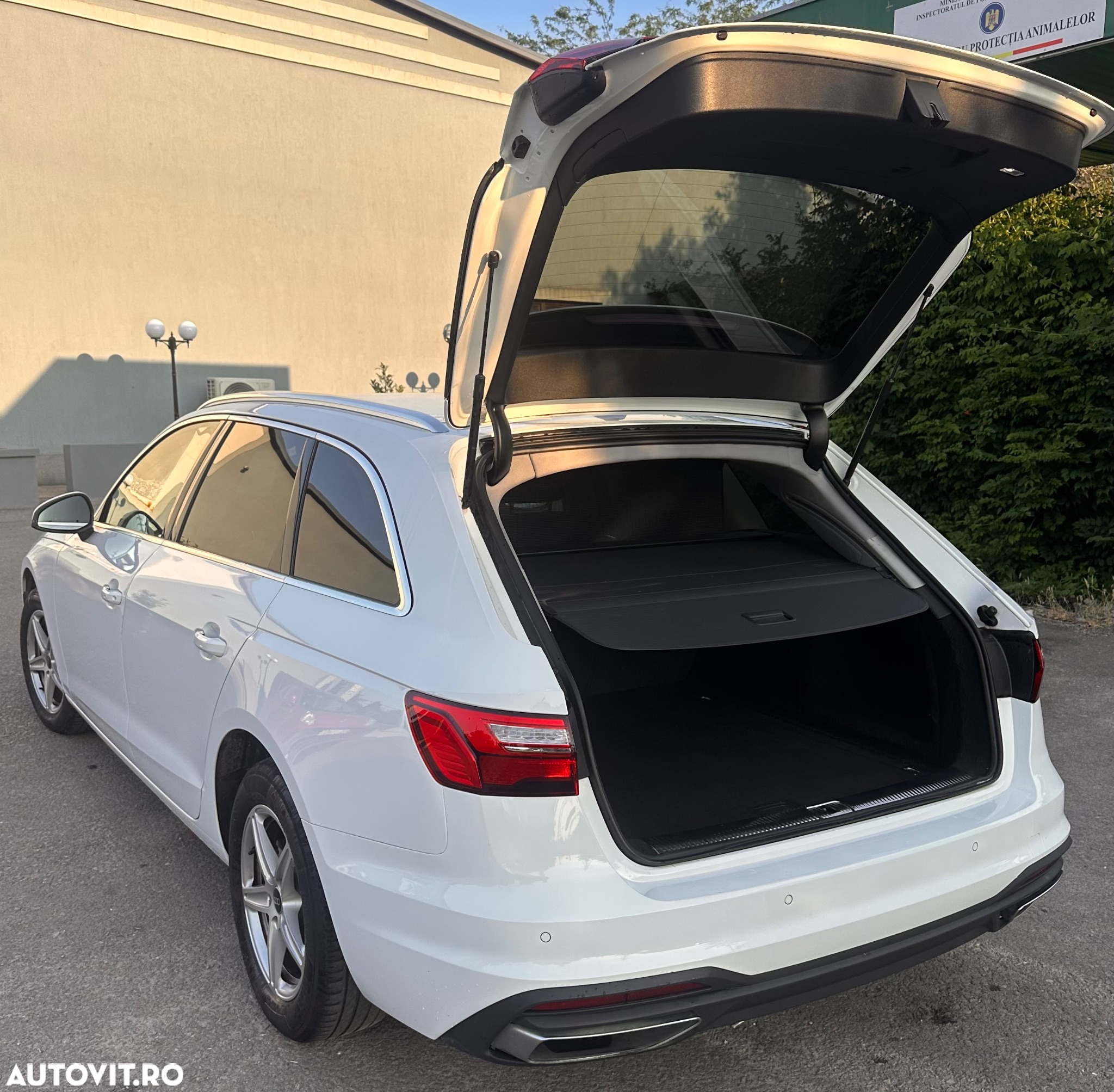 Audi A4 Avant 2.0 30 TDI S tronic MHEV Basic - 7
