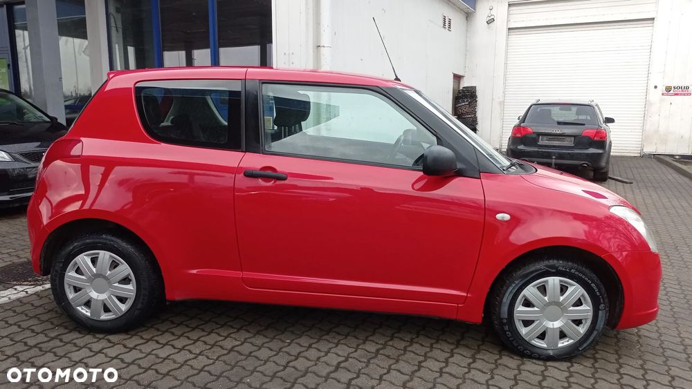 Suzuki Swift 1.3 GLX / Comfort - 29