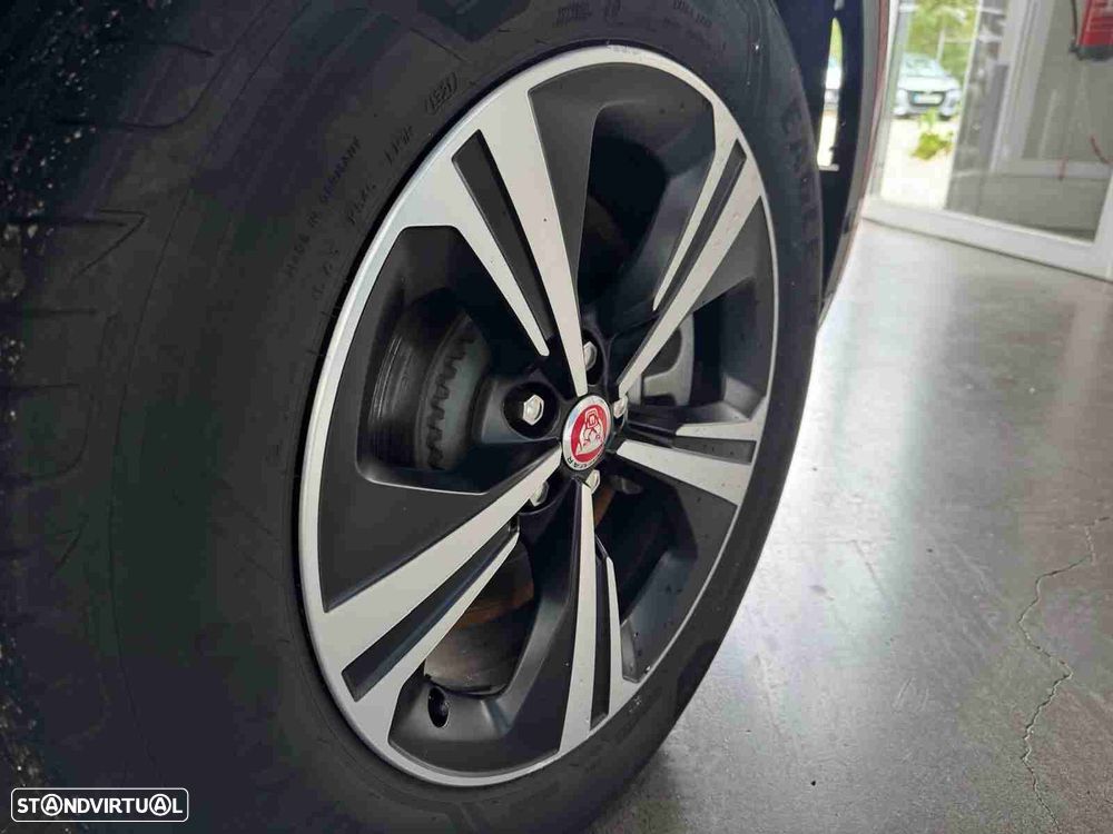 Jaguar E-Pace 1.5 P160 S Aut. - 6