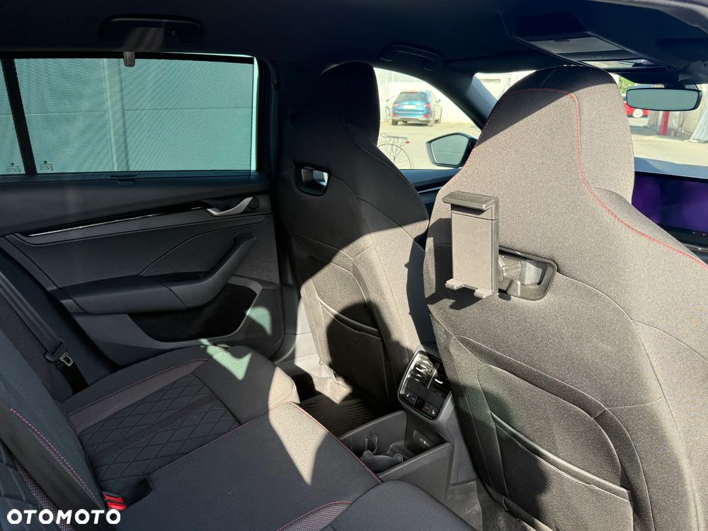 Skoda Octavia 2.0 TSI RS DSG - 10