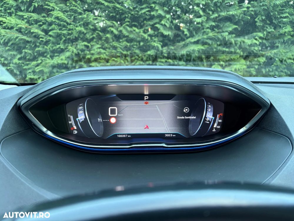 Peugeot 3008 1.5 BlueHDI 130 S&S EAT8 Allure - 33