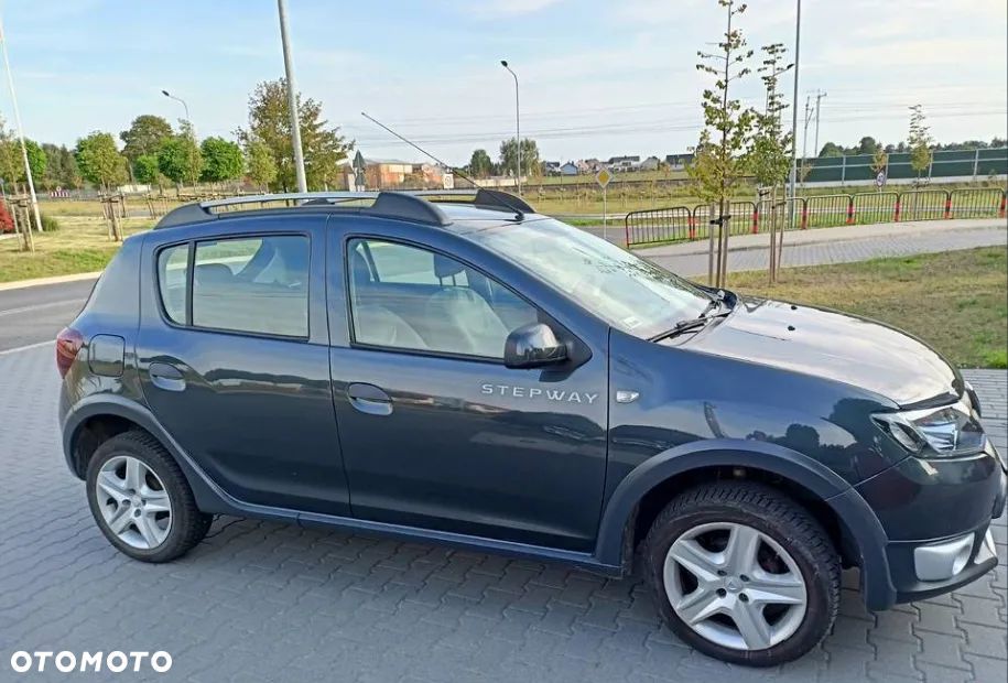 Dacia Sandero TCe 90 Laureate - 1