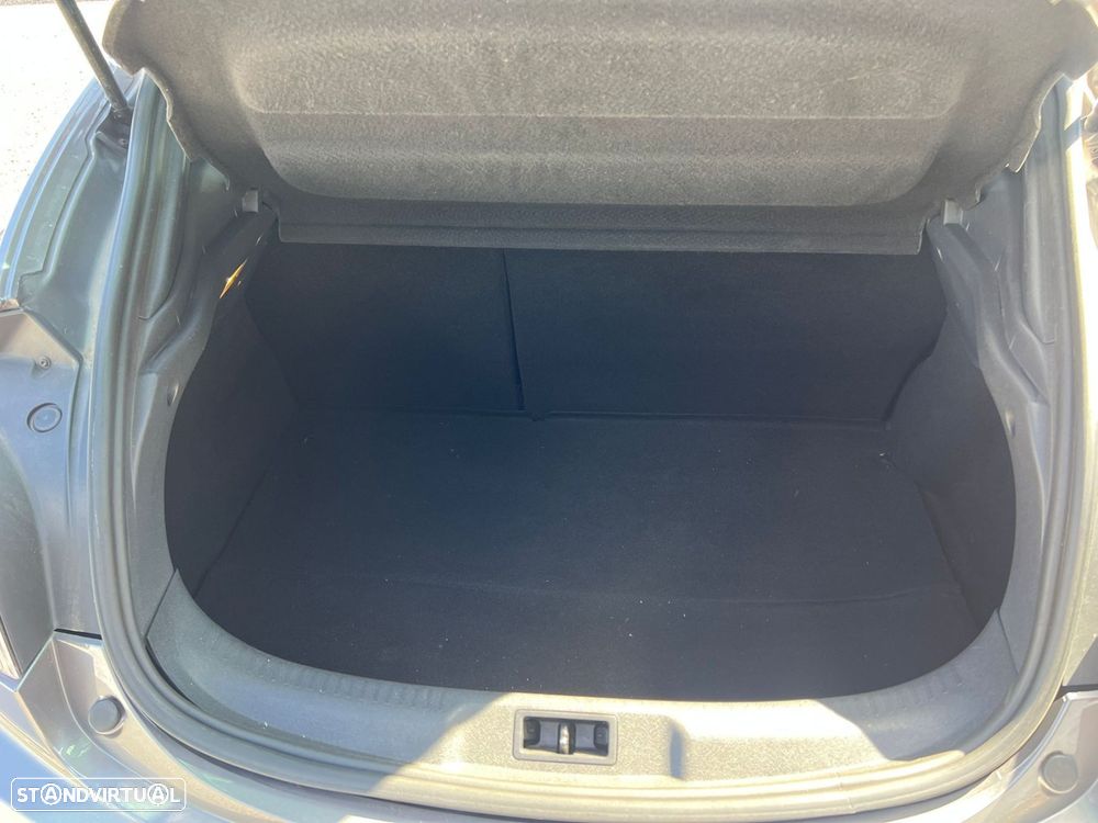 Renault Mégane Coupe 2.0 T 16V RS - 16