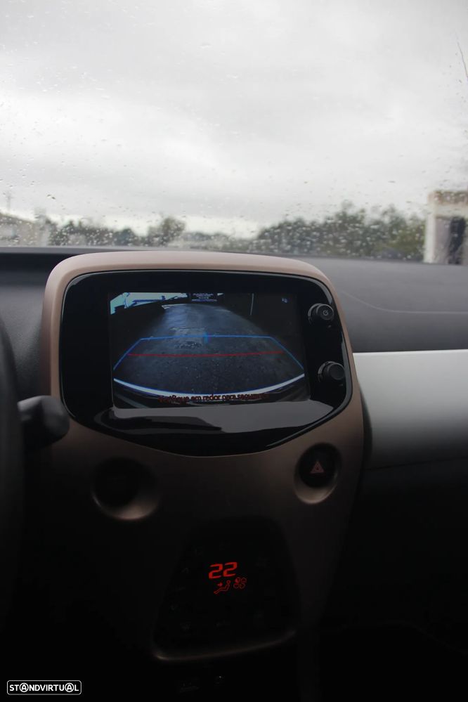 Peugeot 108 1.2 PureTech Roland Garros - 10