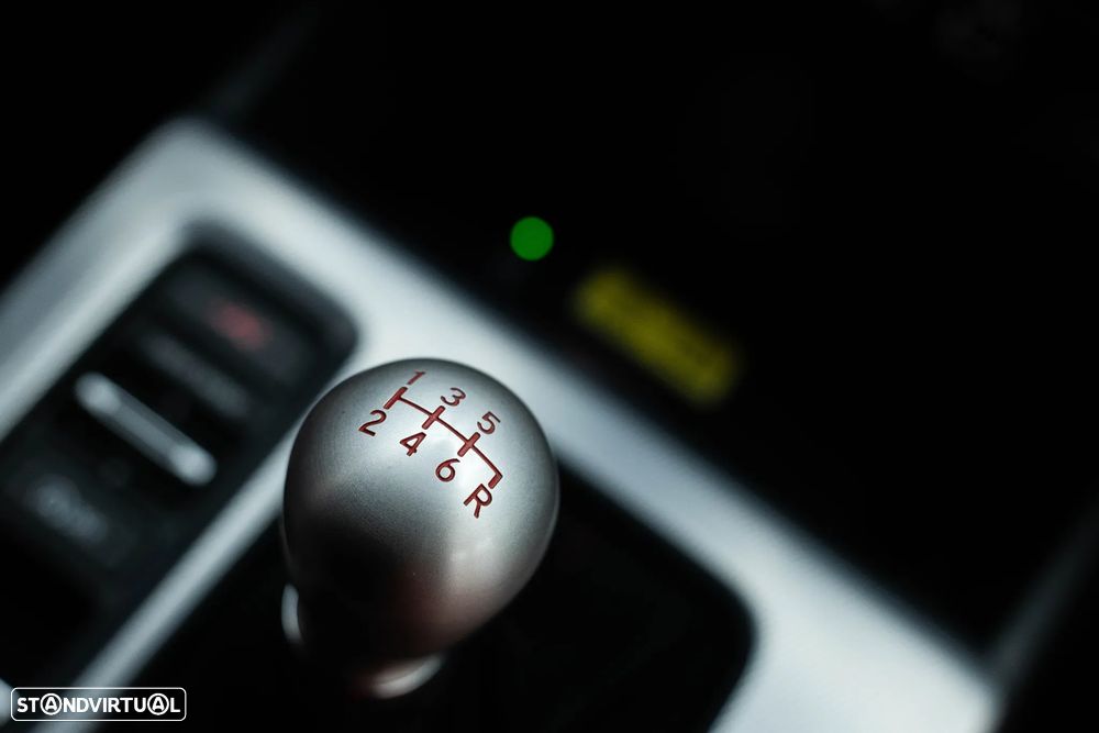 Honda Civic 2.0 VTEC Turbo Type R - 33